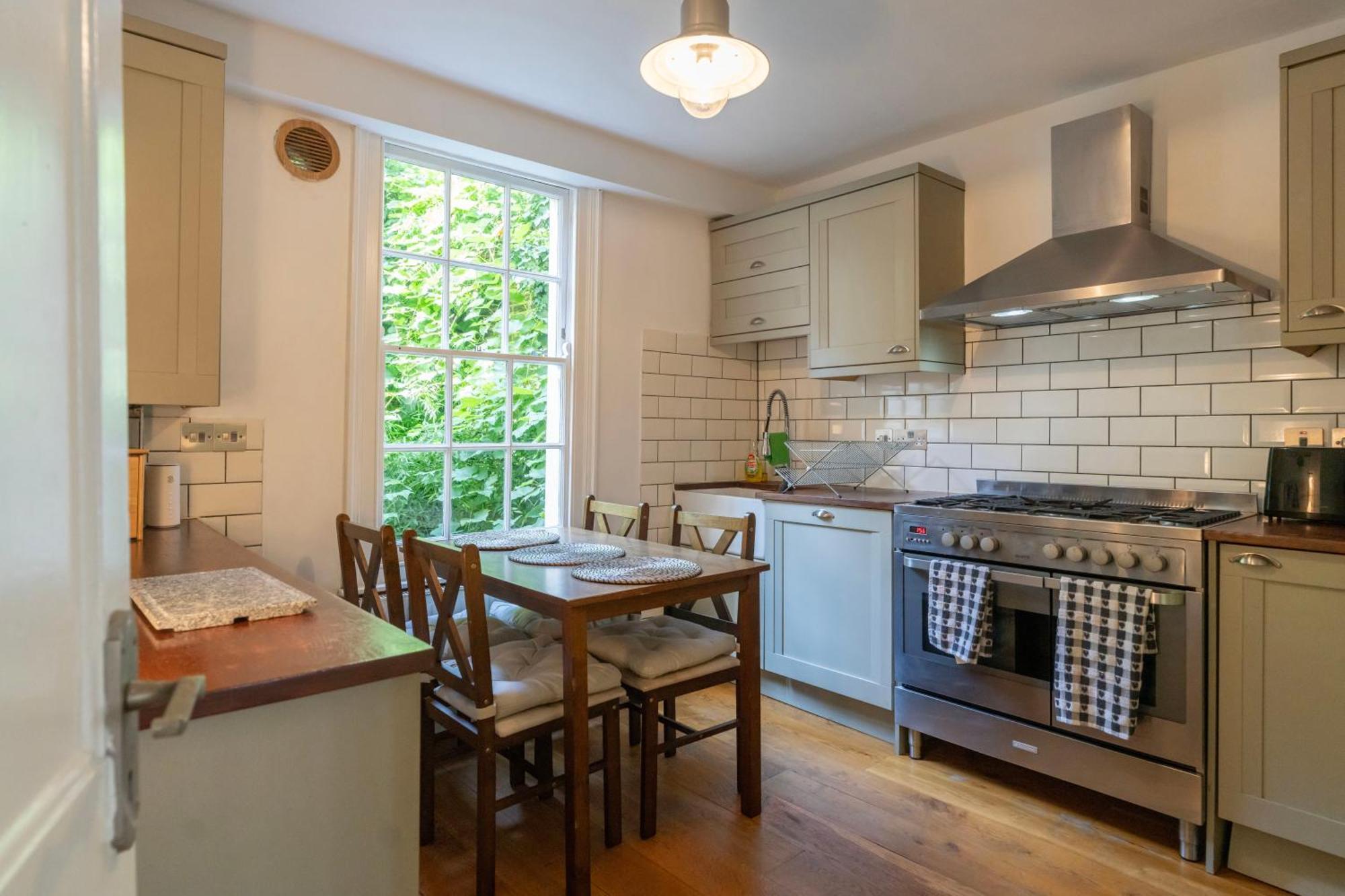 Gorgeous 2Bed House In New Road Apartment London Exterior photo